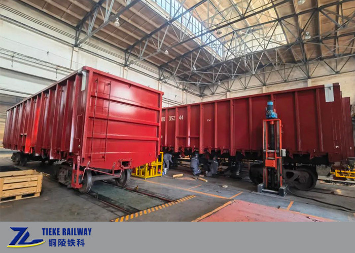 Kereta Api Pengukur 1520mm Gerobak Batubara Terbuka Dengan Beban Bayar 70T 120km/Jam Maks. Kecepatan