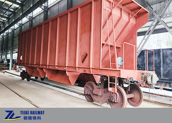 1435mm Standar Gauge 90 Ton Pay Load Quick Discharge Hopper Wagon untuk Bijih Mineral