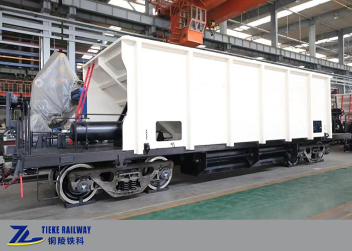 1000mm Meter Gauge Railway Ballast Hopper Wagon Bayar Beban Kapasitas 40T 25 Meter Kubik