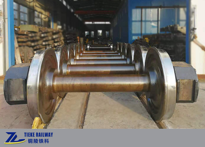 Railway G Type Wheelset 840mm Train Wheel Axle Assembly Untuk 120t Load Wagon